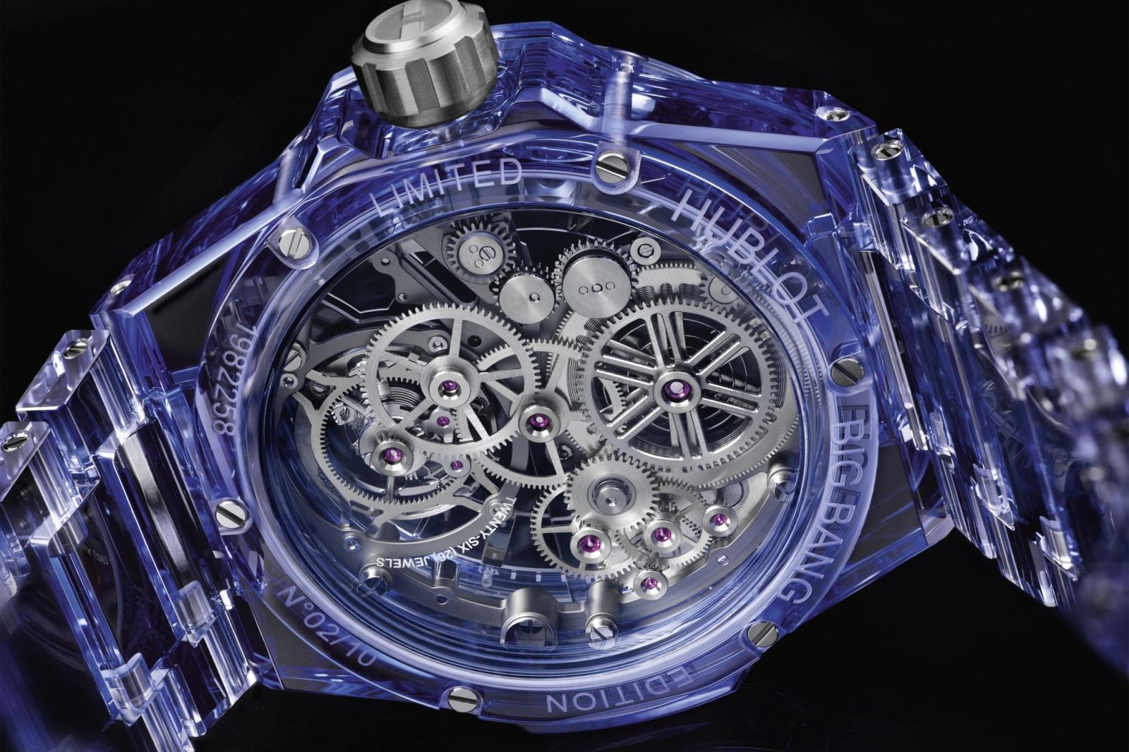 Hublot ra mắt đồng hồ Big Bang Integrated Tourbillon Full Blue Sapphire 