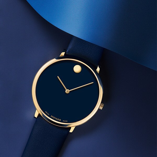 đồng hồ Movado NGH